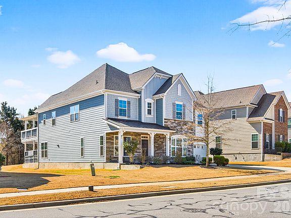 4th image of 9650 Herringbone Ln NW