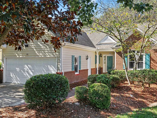308 Boltstone Ct, Cary, NC 27513