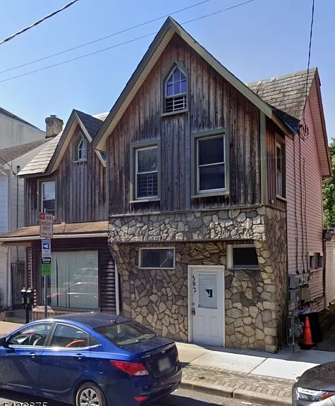 382 S Main St #1 — Photo 1