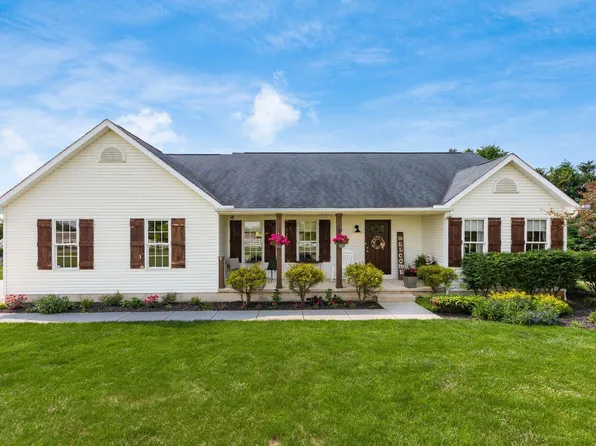 8615 Dyer Rd, Mount Sterling, OH 43143