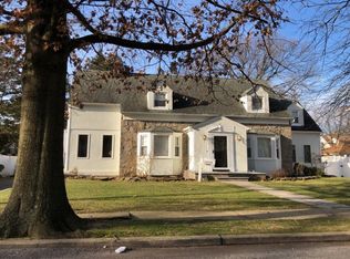 1428 Berkley St, Baldwin, NY 11510