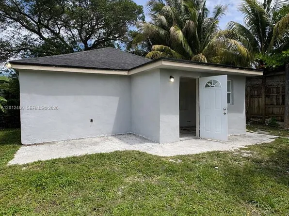 1861 NW 112th St, Miami, FL 33167