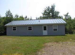 14 Chestnut Ln, China, ME 04358