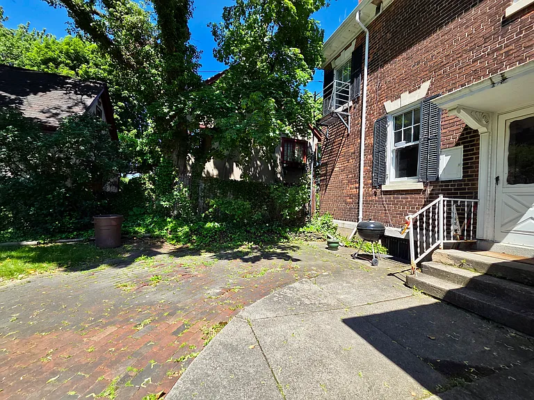 337 Culver Rd #1 — Photo 17
