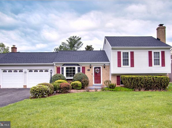 10200 McKean Ct