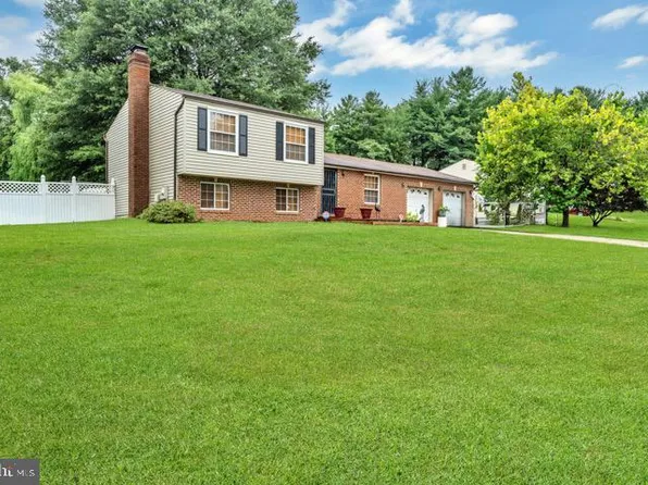 400 Pritchard Ln, Upper Marlboro, MD 20774