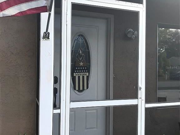 4th image of 4275 Tollefson Ave