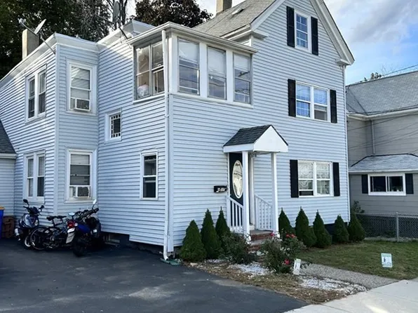 38 Banks St, Winthrop, MA 02152