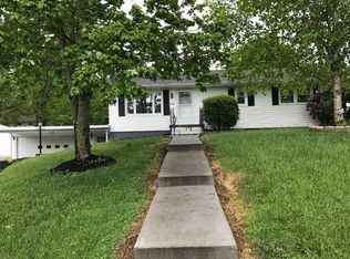 304 Circle Dr, Bristol, TN 37620