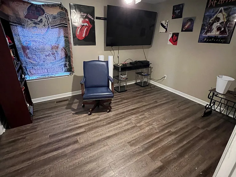 186 Priscilla Dr — Photo 10