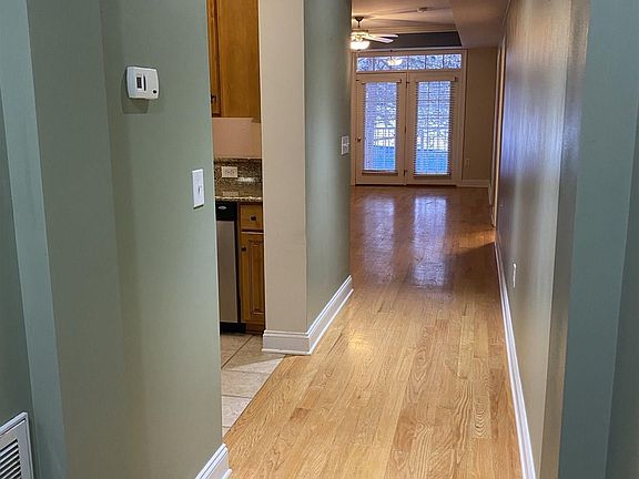 4th image of 401 S Main St Suite 218