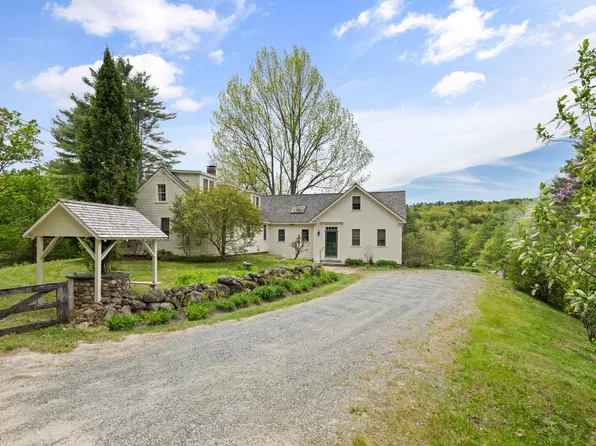 679 Dick Brown Road, Bridgewater, NH 03222