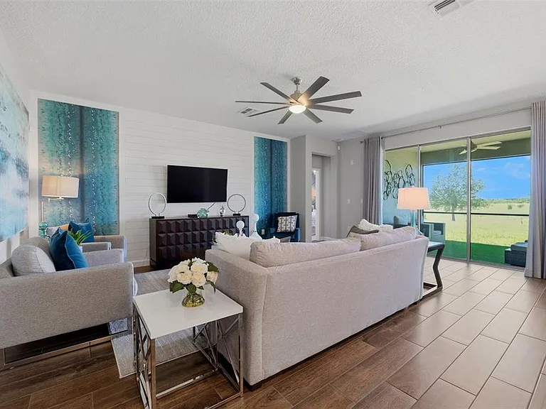 31700 Cannon Rush Dr — Photo 3