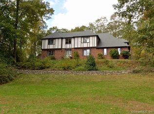 250 Scatacook Ln, Southbury, CT 06488