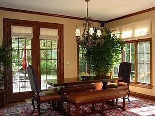 4th image of 5325 Mission Woods Trl