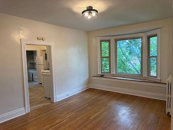 2nd image of 5542 Fair Oaks St Floor 2