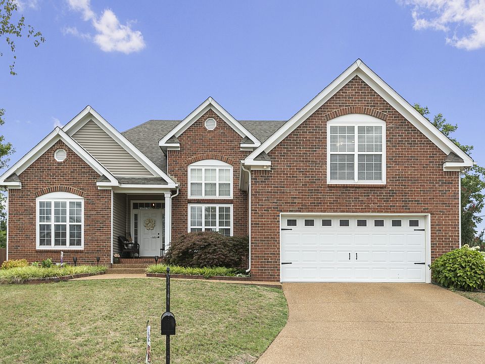 1st image of 1024 Persimmon Dr