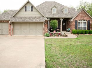 806 S Supernaw Ave, Skiatook, OK 74070