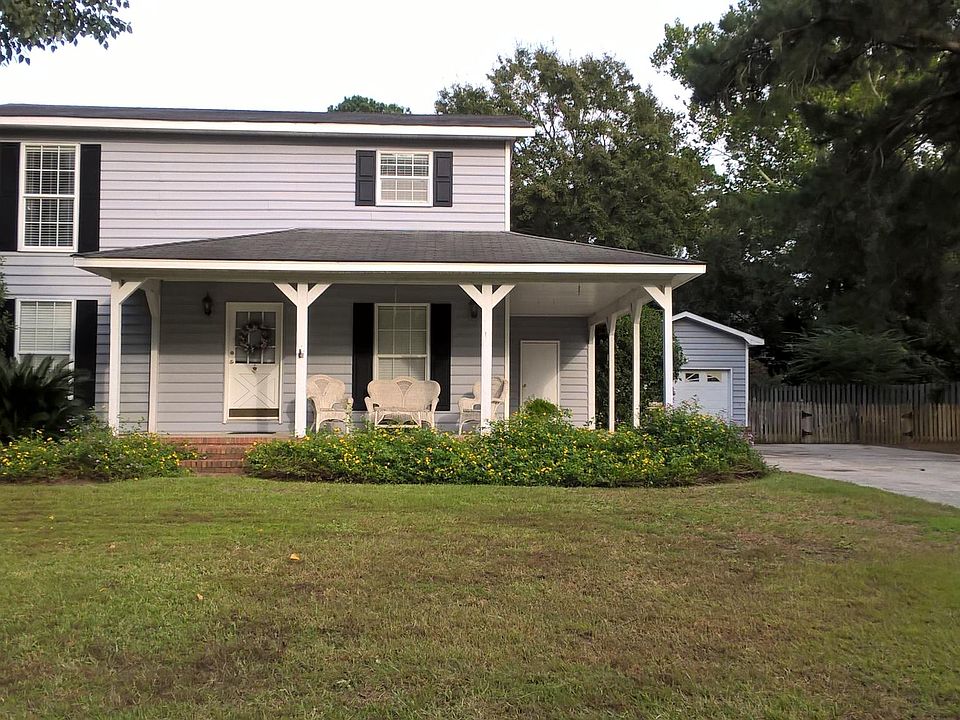 2nd image of 750 Gypsy Ln