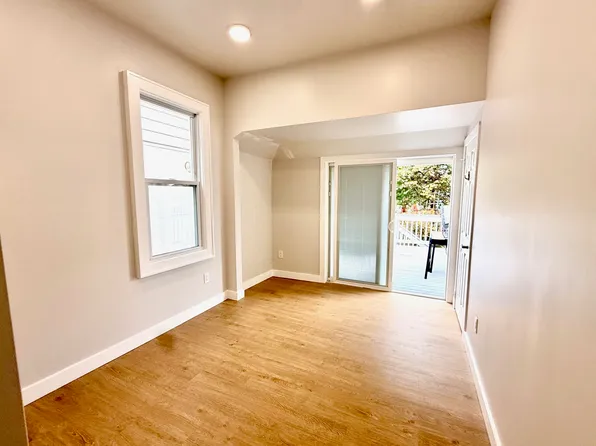 144 Centre Avenue image 13 of 19