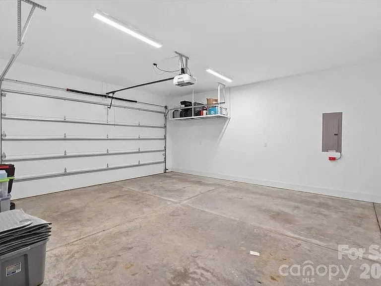 120 Mattoon St — Photo 1