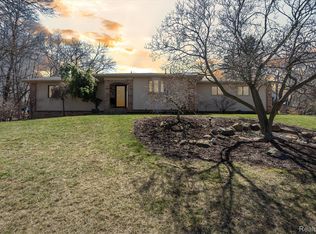 2453 Shawood St, Novi, MI