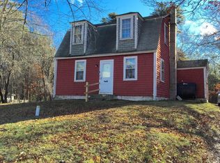 51 S Main St, Assonet, MA 02702