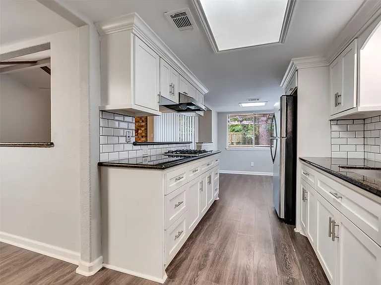 2030 Lone Rock Dr — Photo 14