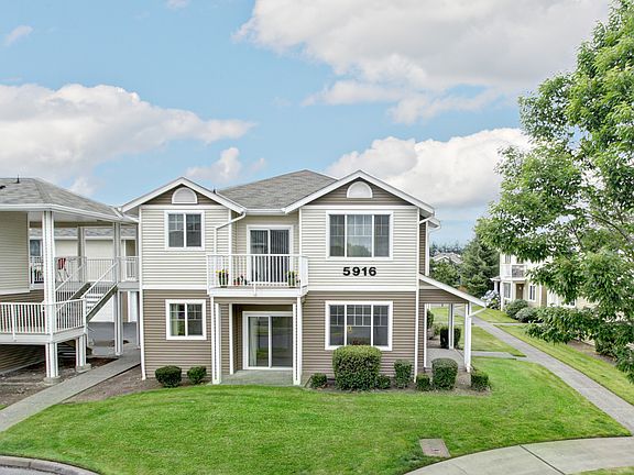 3rd image of 5916 Lindsay Ave SE #B-1
