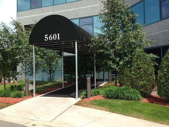 2nd image of 5601 Smetana Dr Unit 404