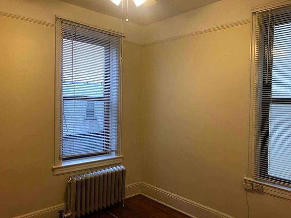 4th image of 24-40 33rd St #2