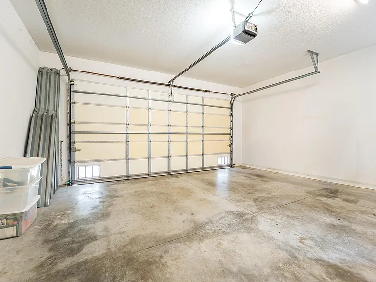 2625 E Community Dr — Photo 44