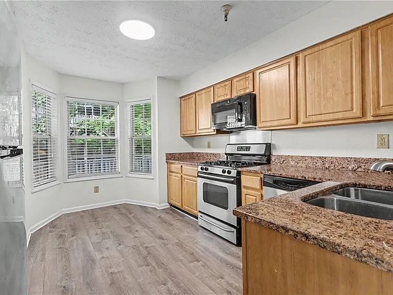 3960 Riverlook Pkwy SE #203 — Photo 9