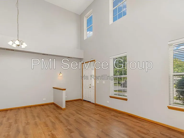 2255 Georgetown Cir — Photo 4