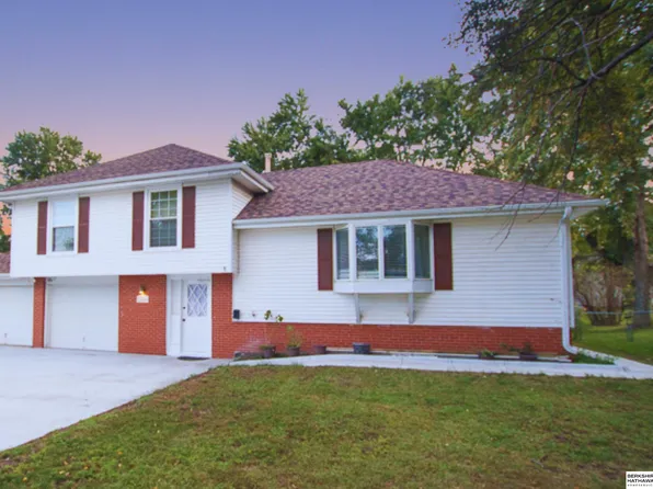 11009 Jackson St, Omaha, NE 68154
