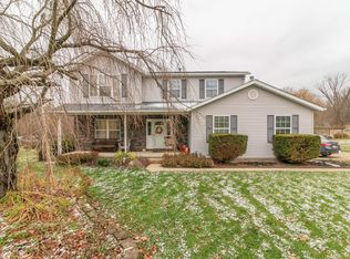 49 Apple Blossom Rd SW, Pataskala, OH 43062