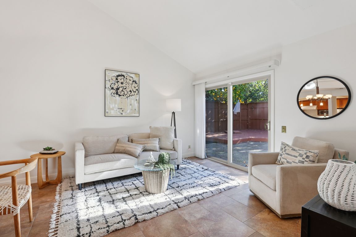 Rio Rita Way-S1301-007.jpg