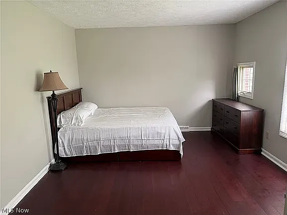 8316 Chester Pkwy — Photo 4