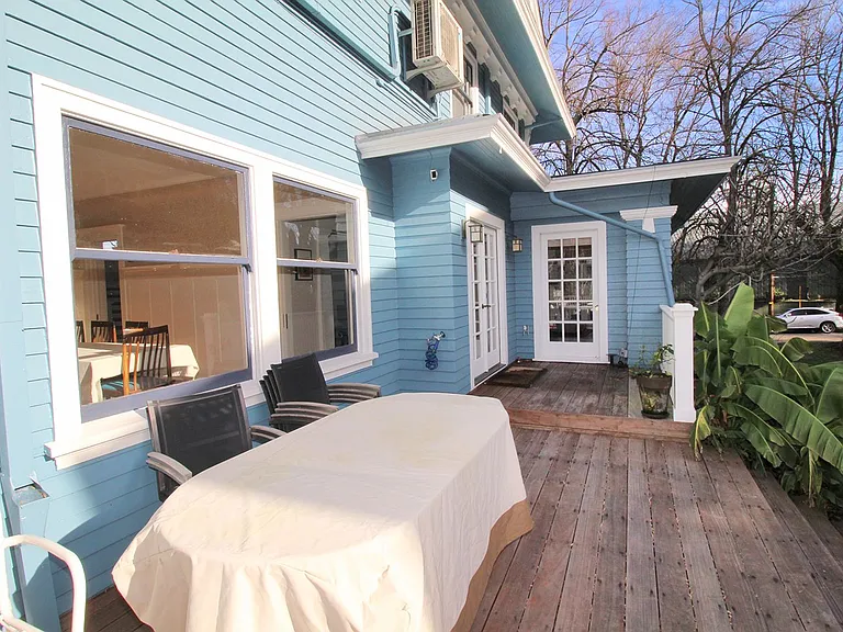 2343 NE 21st Ave — Photo 33