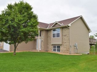 9919 Weston Dr, Monticello, MN 55362