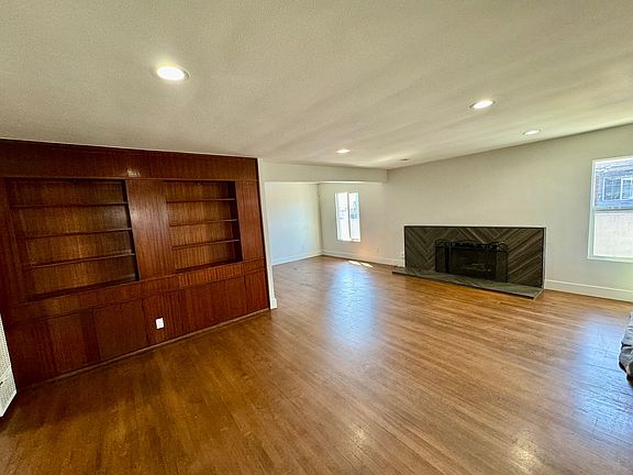 3rd image of 1212 W 126th St #1