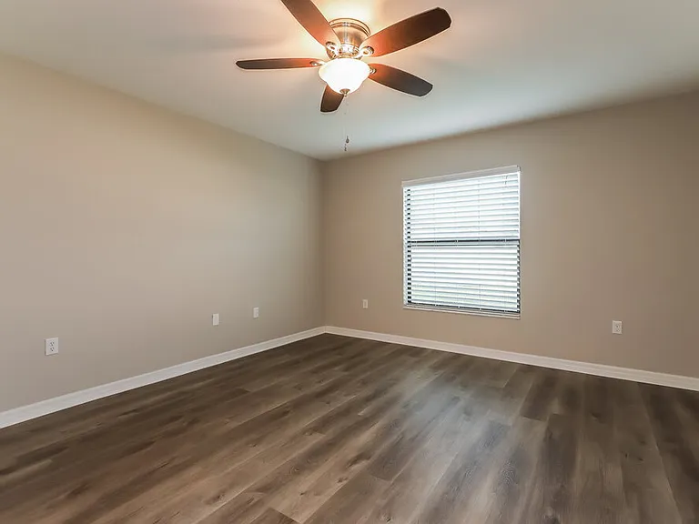 1817 James Towne Ln — Photo 13