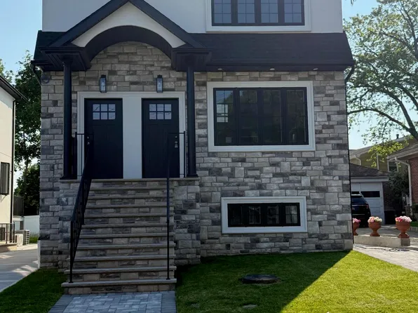 466 Vernon Ave, Staten Island, NY 10309