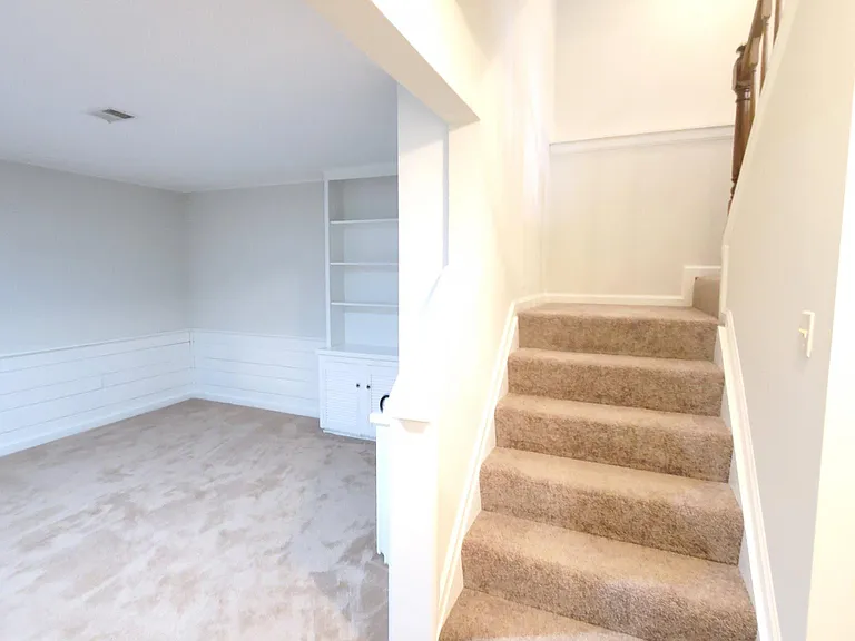 15582 Northgate Dr — Photo 41