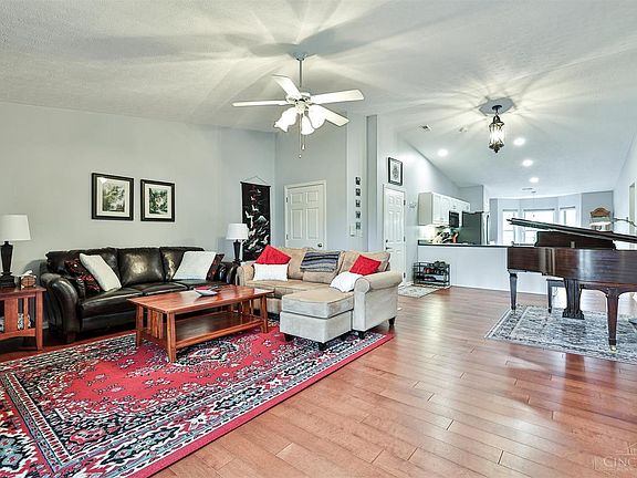 3rd image of 5443 Asbury Lake Dr Unit 8