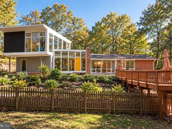 6404 Montrose St, Alexandria, VA 22312