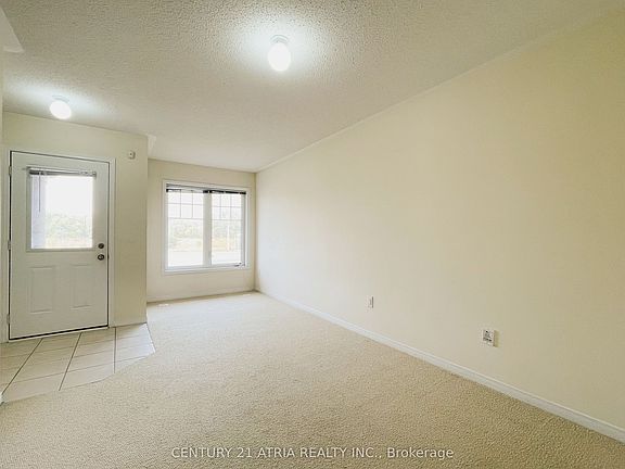 2nd image of 5295 Major Mackenzie Dr E