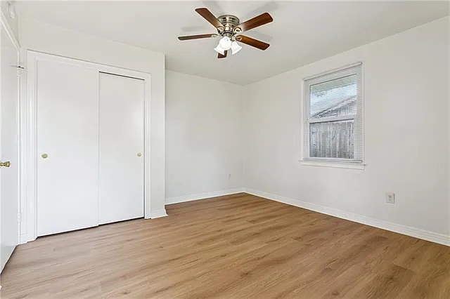 212 Claiborne Ct — Photo 12