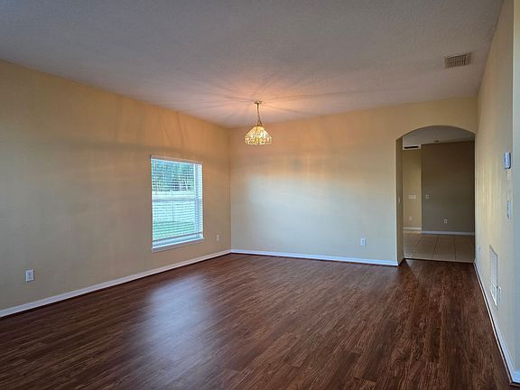 5th image of 313 Key Haven Dr