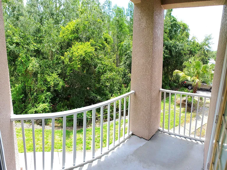 18124 Villa Creek Dr — Photo 9